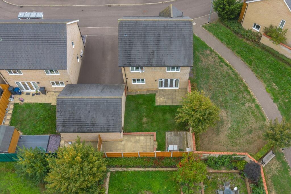 Bisley Crescent, Upper Cambourne, Cambridge, Cambridgeshire, CB23 6JA photo 3