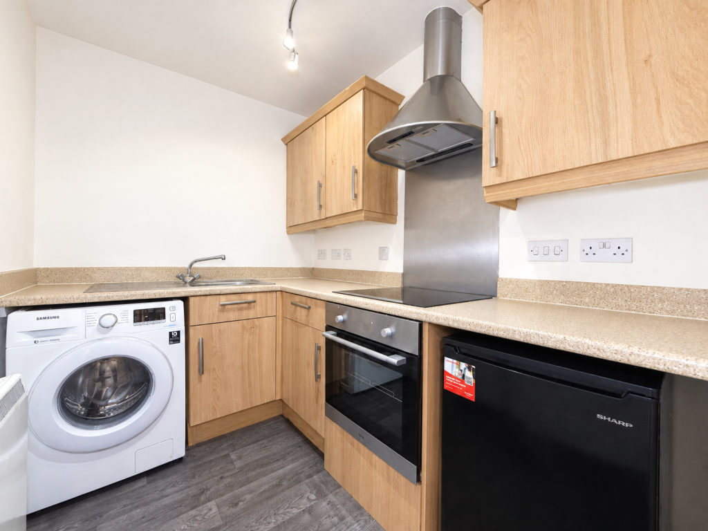 Apartment in Glasgow, Low Knightswood, Knightswood - View 5