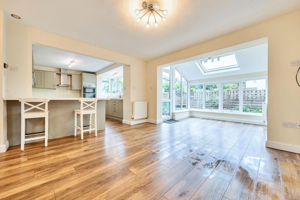 House in Lancaster - View 5
