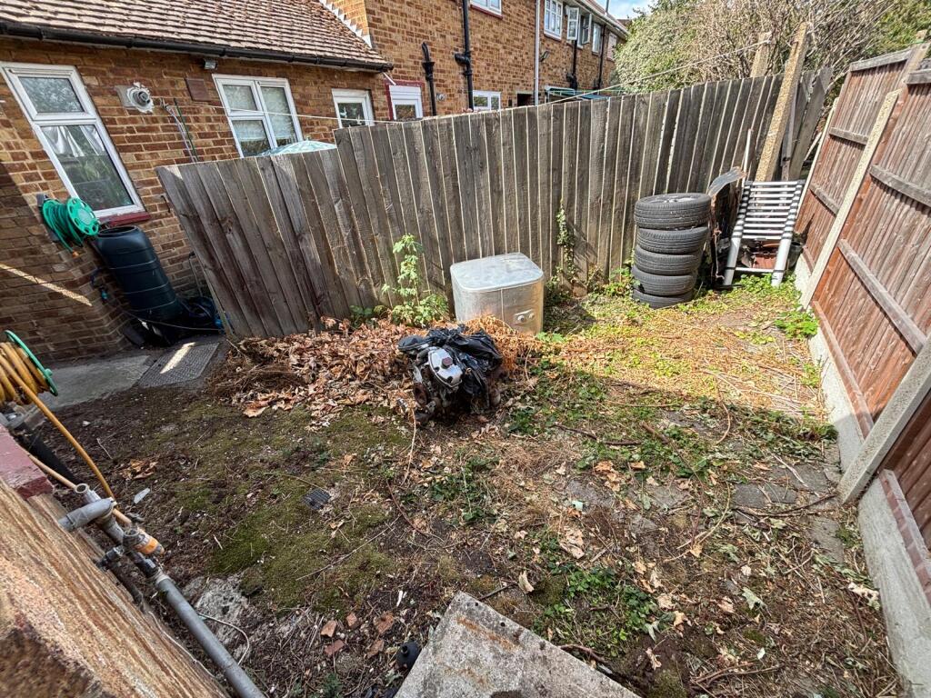 House in Romford - View 2