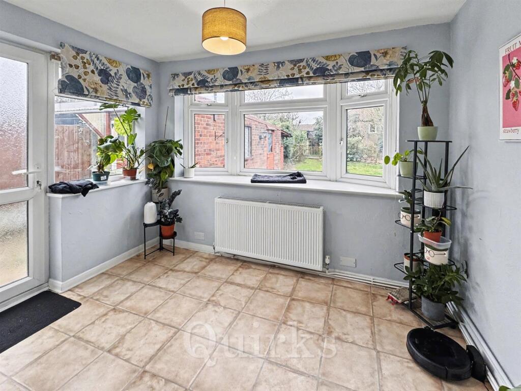 Mountnessing Road, Billericay photo 4