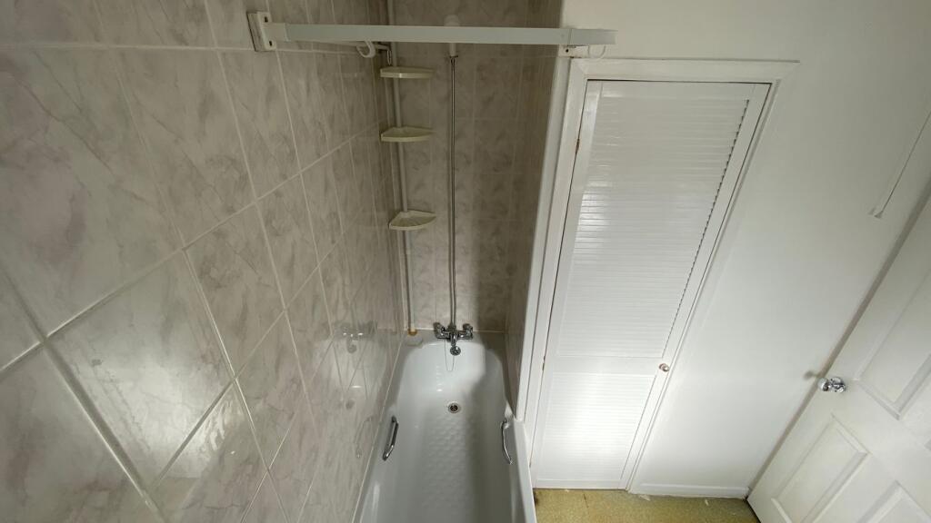 Apartment in Taunton - View 4