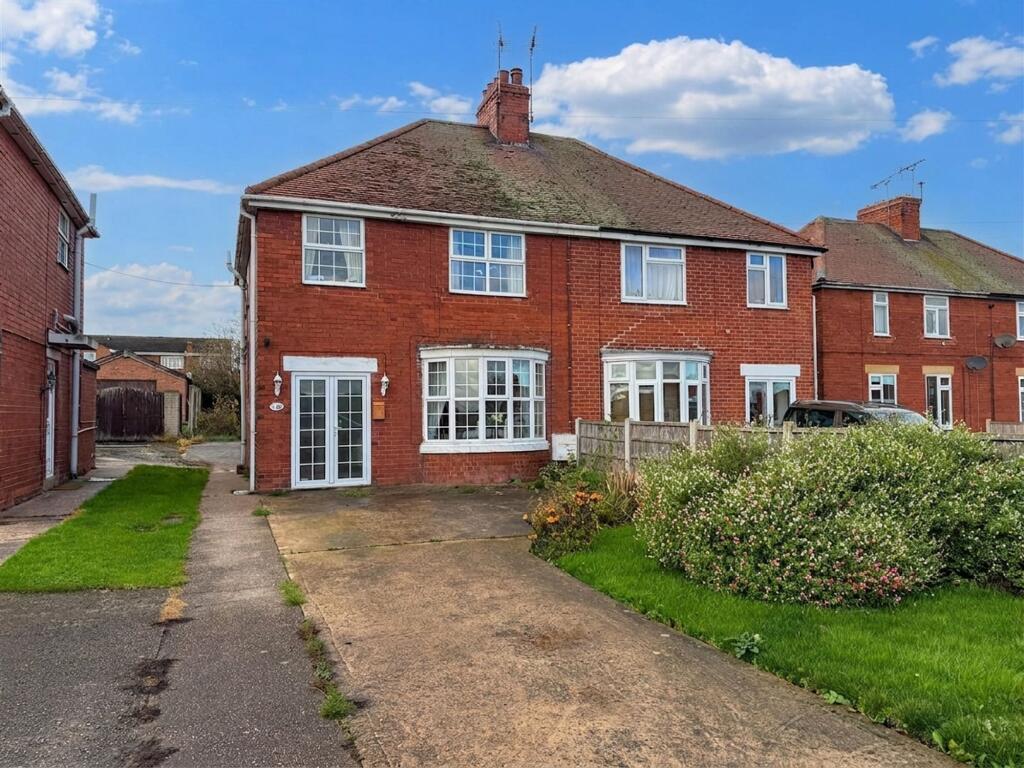 Main image of property: Doncaster Road, Costhorpe, S81