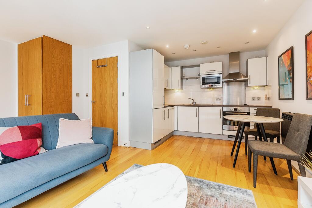 Main image of property: Central Quay North, Broad Quay, Bristol, BS1