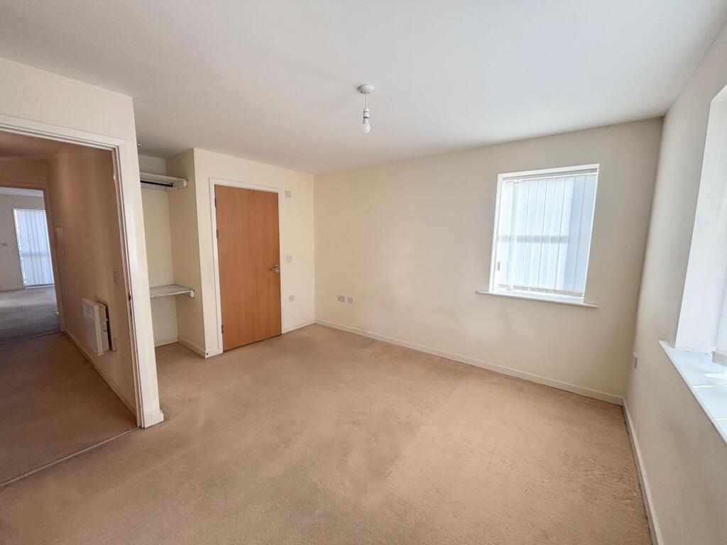 Apartment in Bedford, Cauldwell - View 5