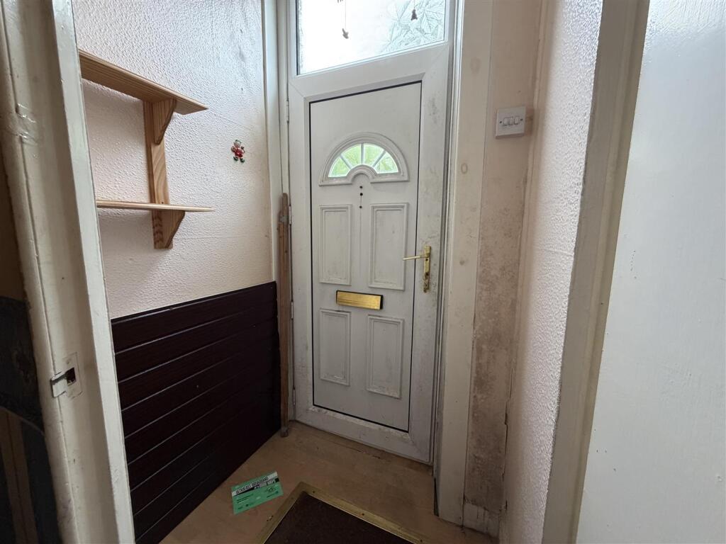 House in Bradford, Haworth and Stanbury - More