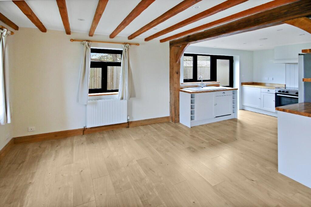 House in Tonbridge - View 4