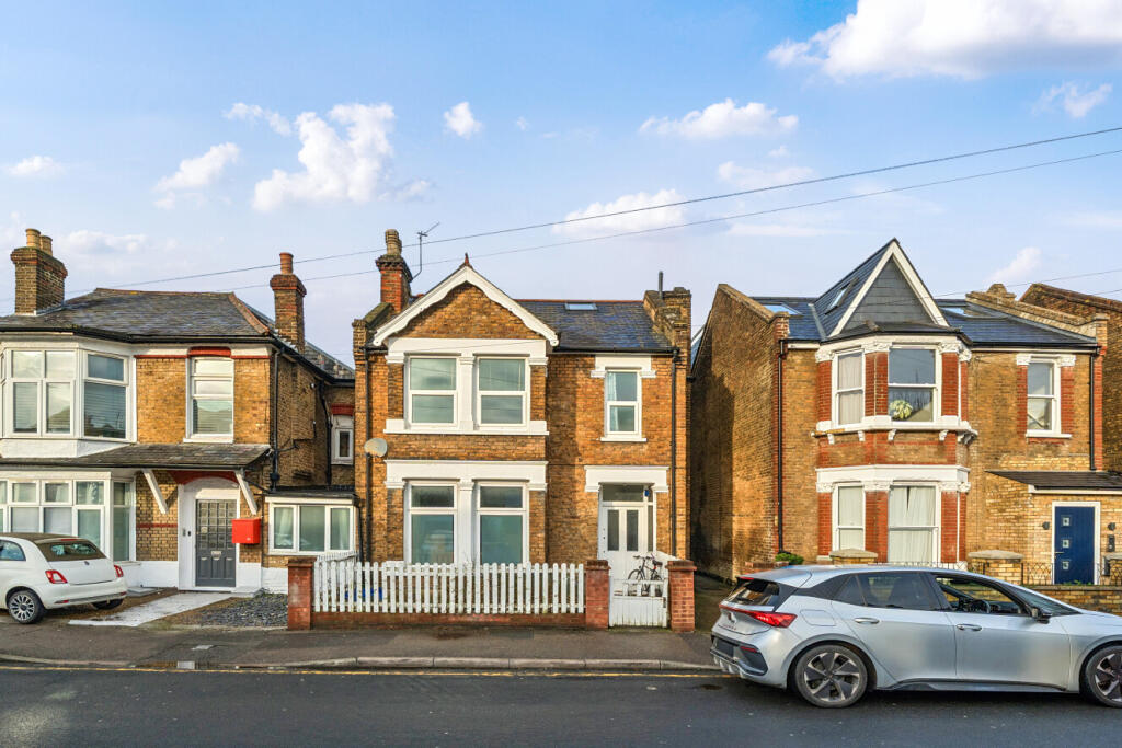 Main image of property: Park Road, Colliers Wood, London, SW19