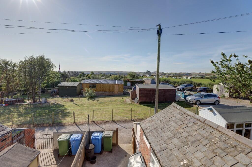 52 Rosedale Lane, Port Mulgrave, TS13 5LE photo 3