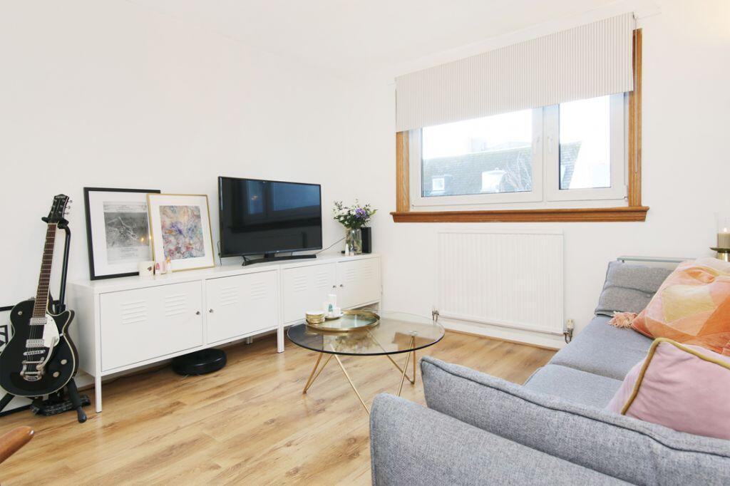 Main image of property: 11/1 Citadel Place, Edinburgh, EH6 6LQ