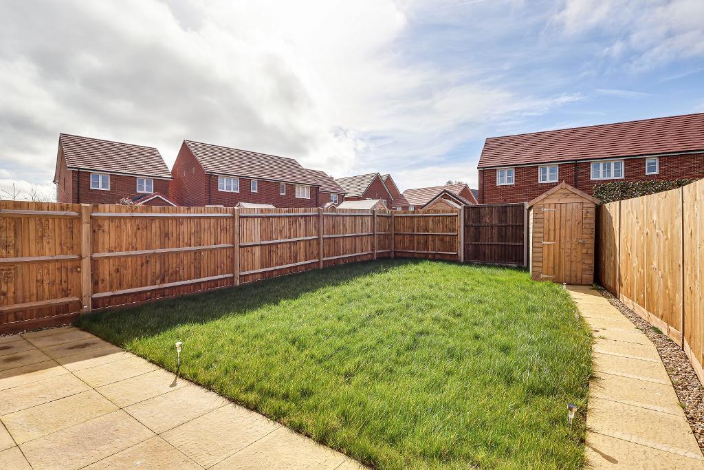 Swan Mews, Warlingham, CR6 9FP photo 2