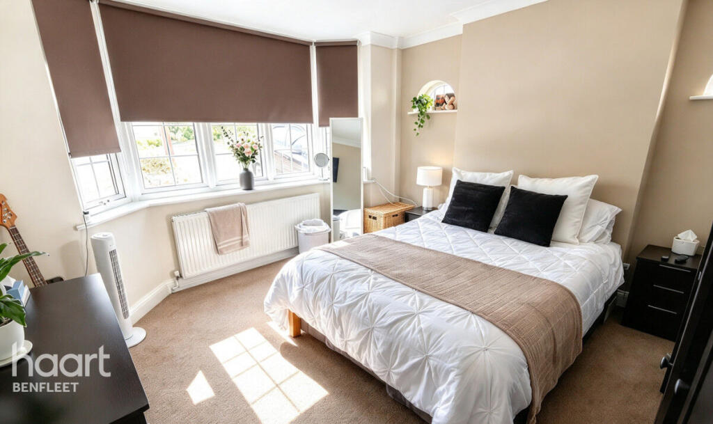 Main image of property: Hart Road, Benfleet