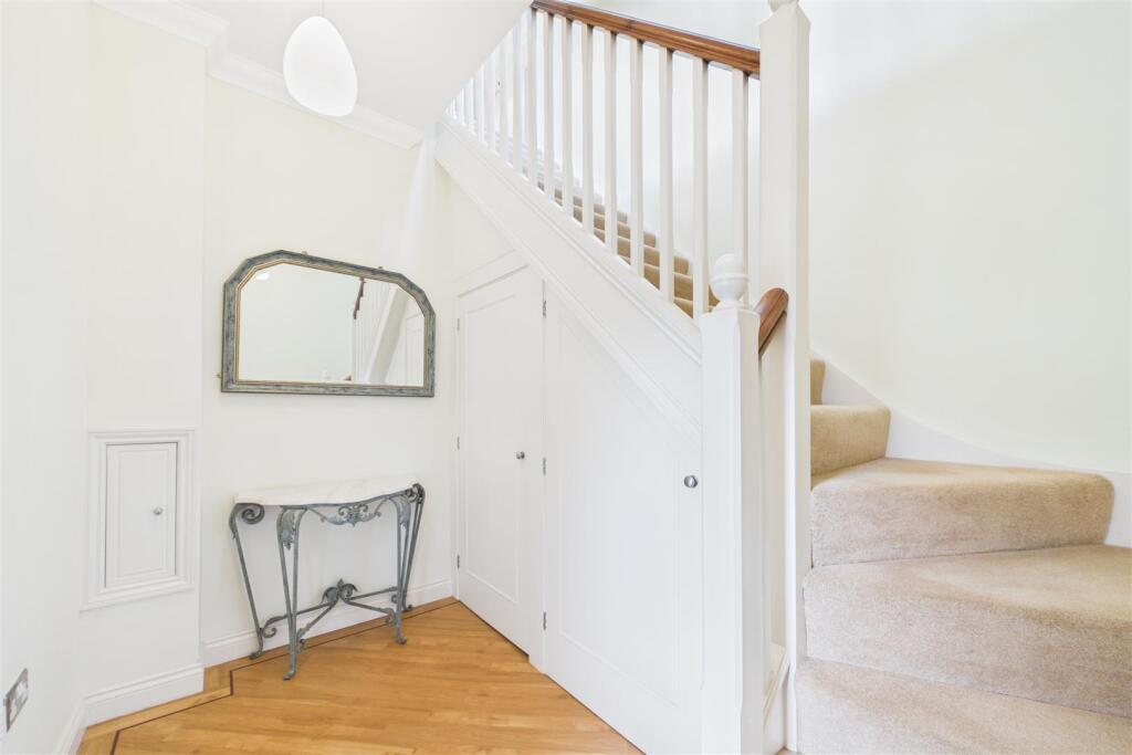 22 Lavant Road,PO19 photo 2