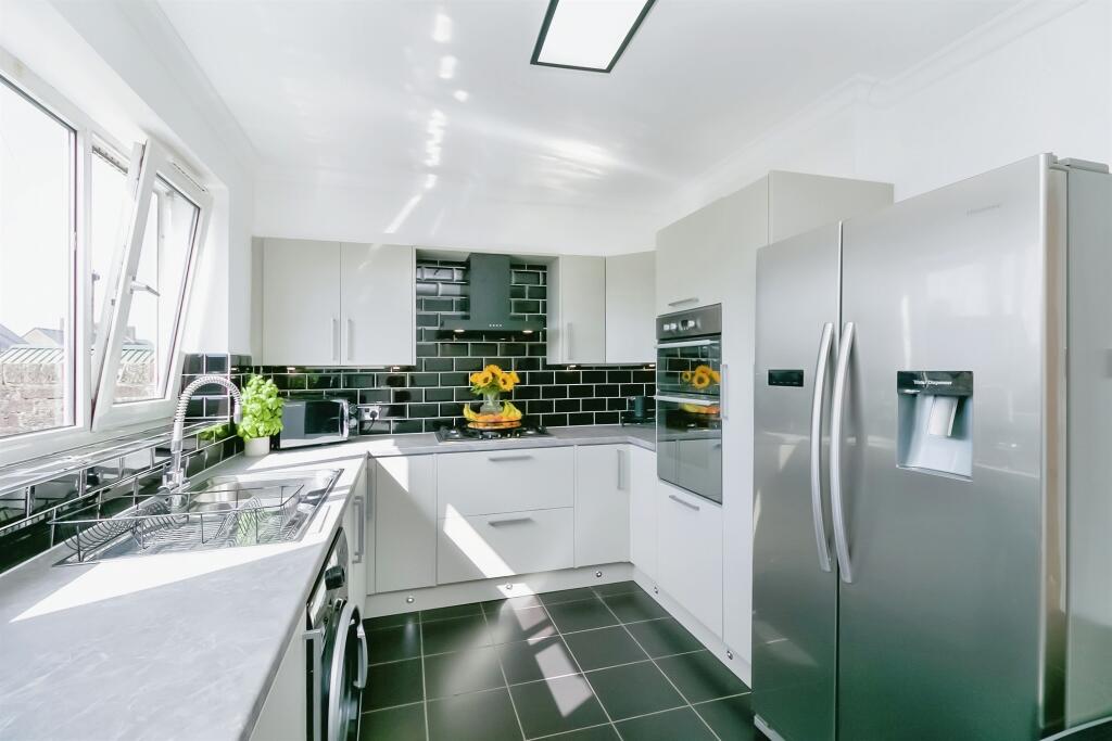 House in Llantwit Major, West Camp - View 3