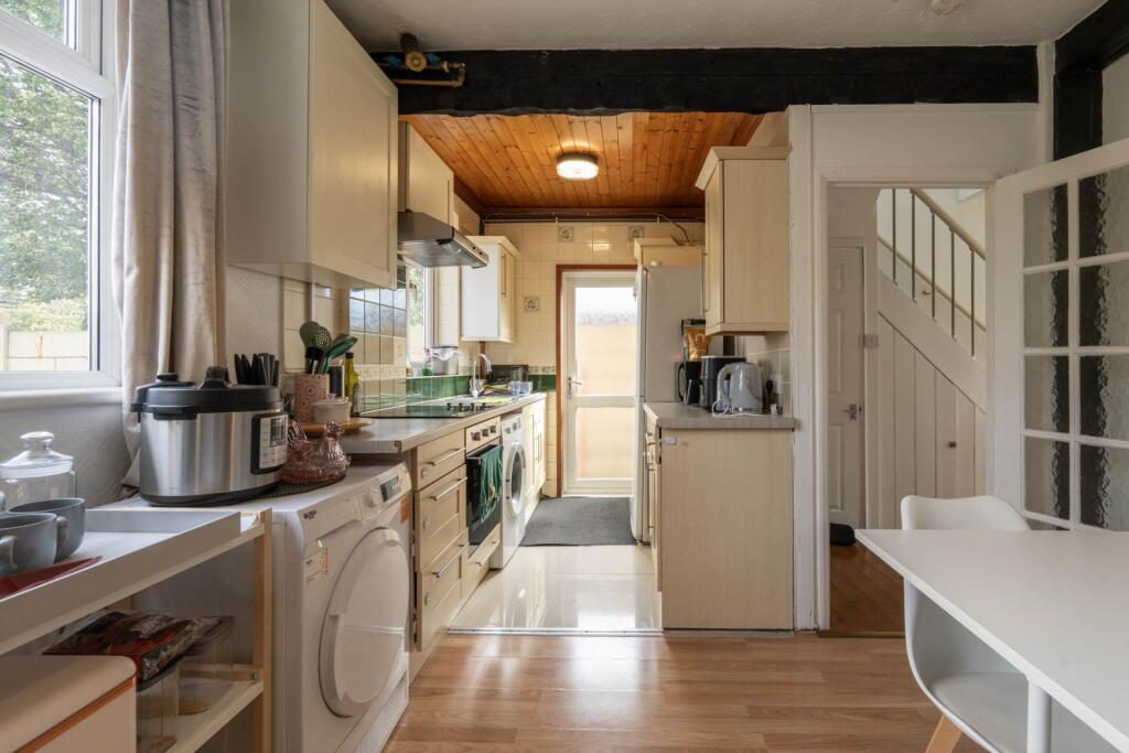 House in Kingston upon Thames - View 4