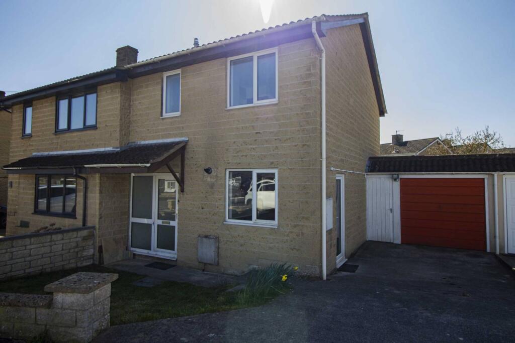 Linsvale Drive, Frome