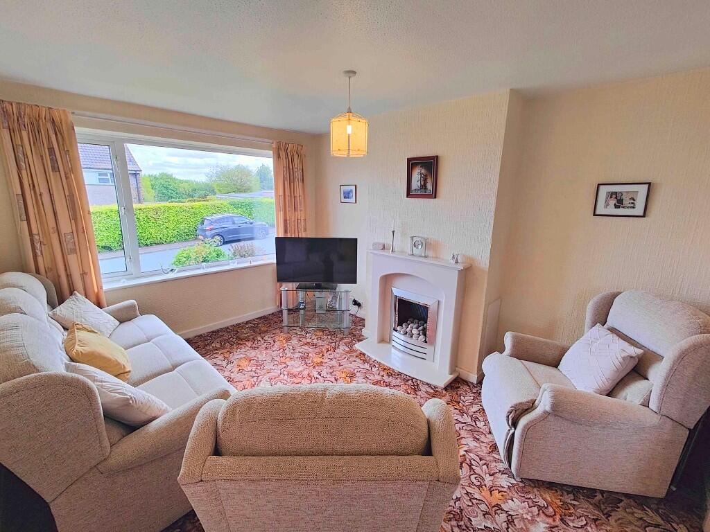 62 Windmill Drive, Northowram, HX3 7DF photo 4