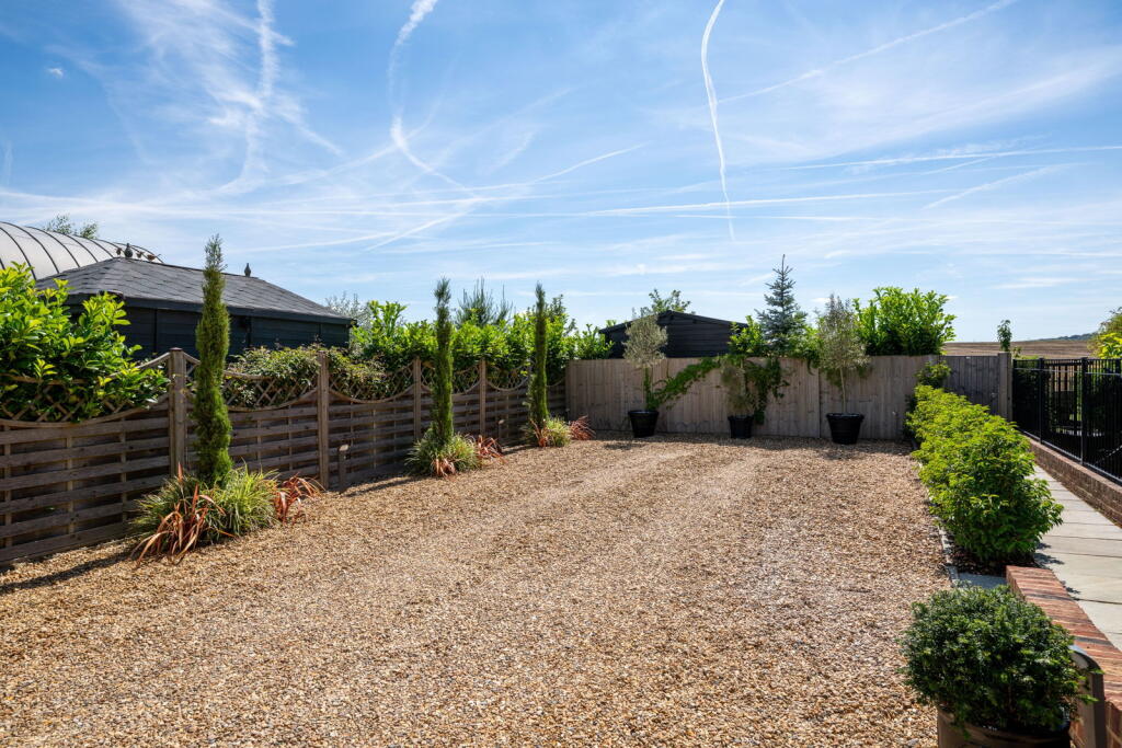House in North Hertfordshire, Holwell - View 4