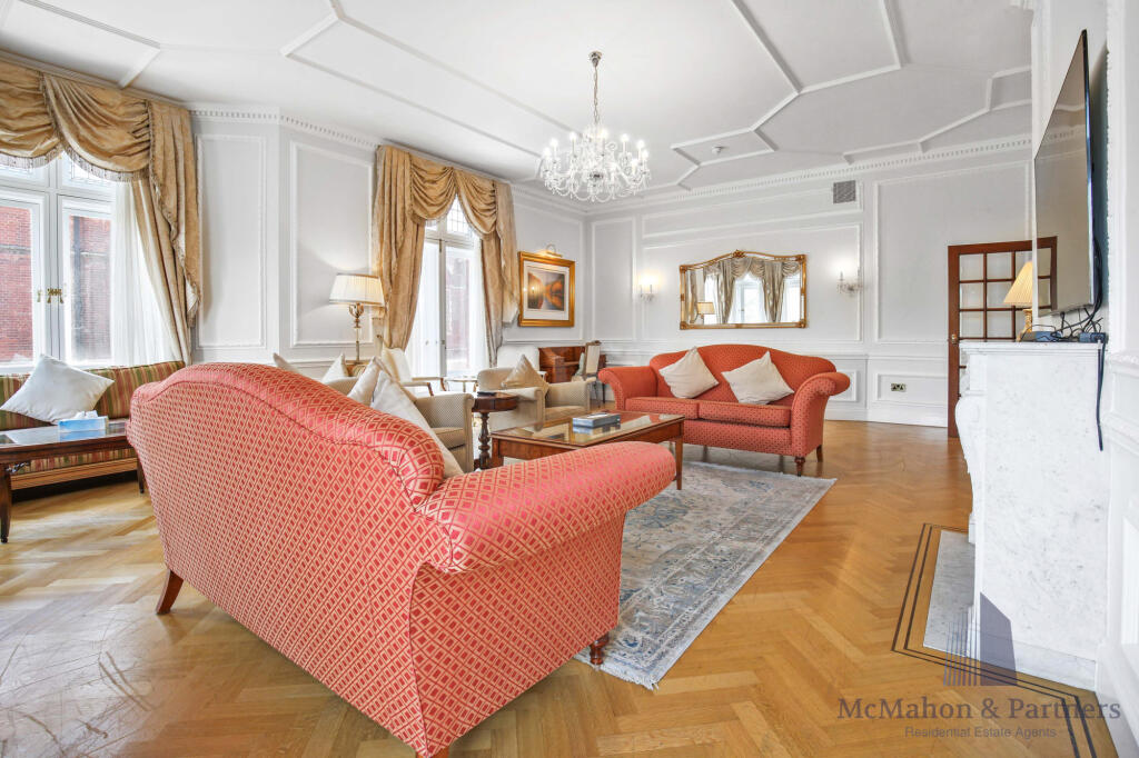 1 Kensington High Street, London, W8 photo 3
