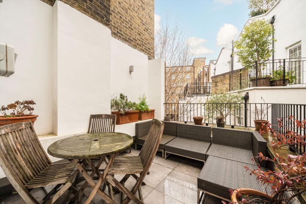 House in London - View 5