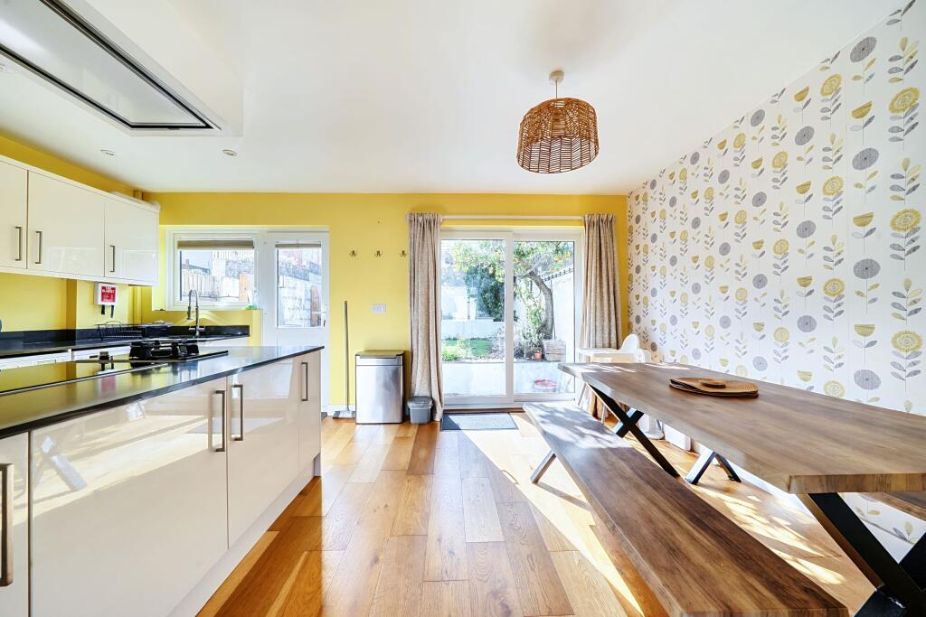 Salcombe Road, Lipson photo 4