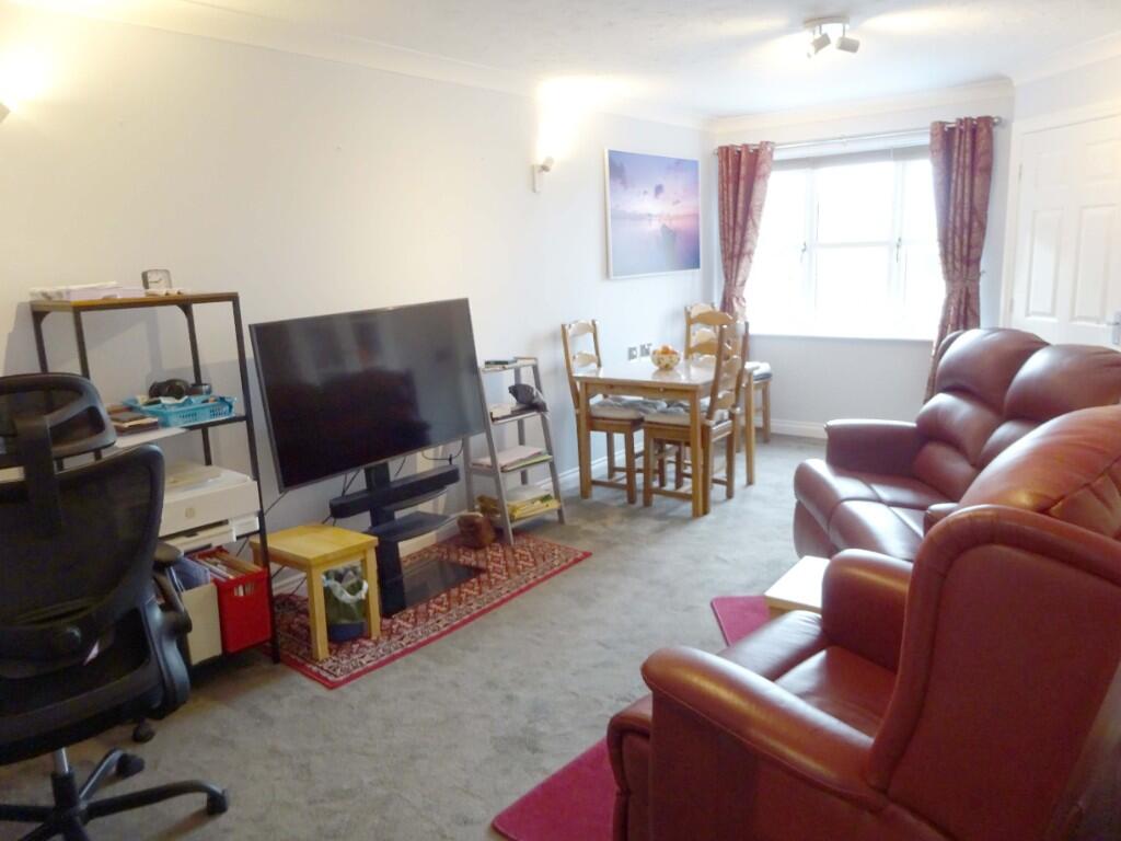 Sovereign Court, Thornton-Cleveleys, Lancashire, FY5 photo 2