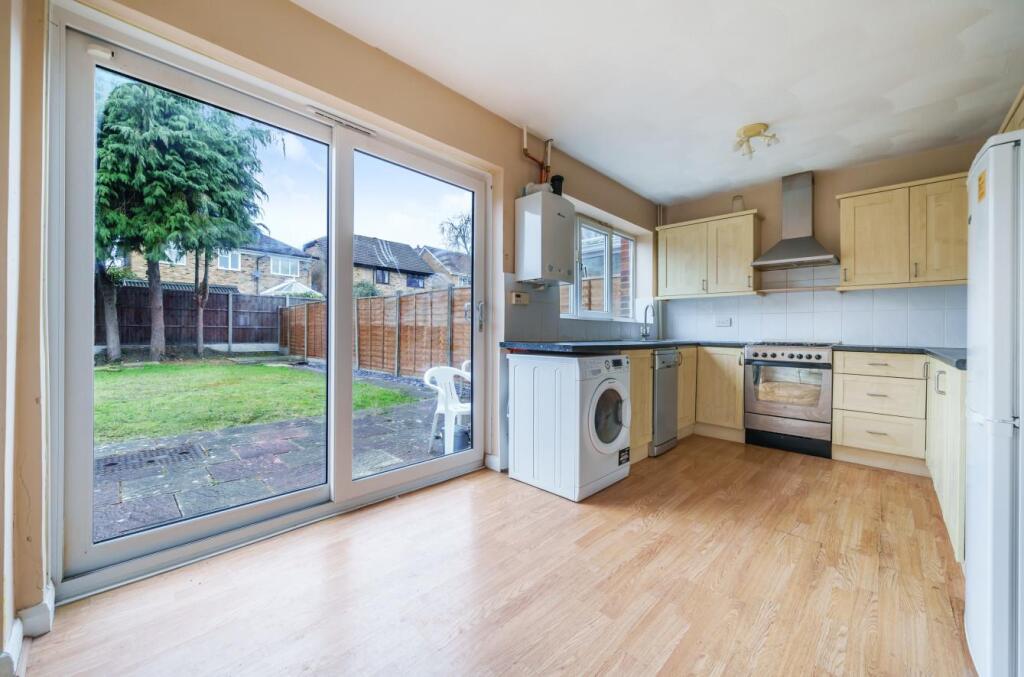 House in Sandhurst - View 4