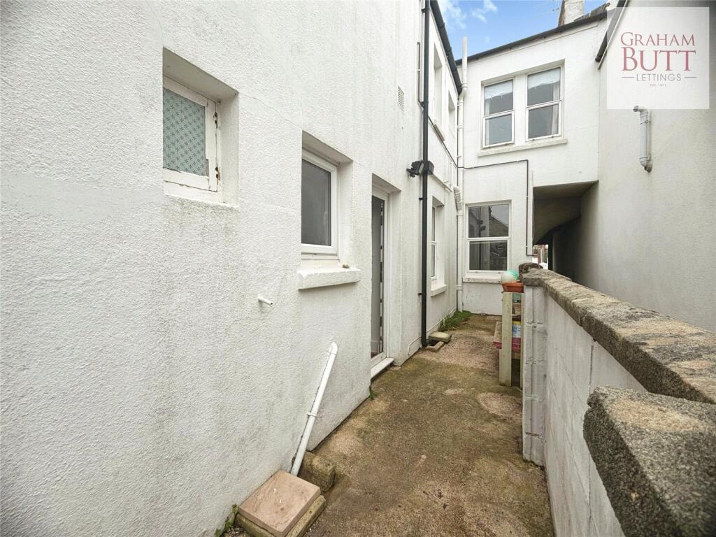 Property photo 11