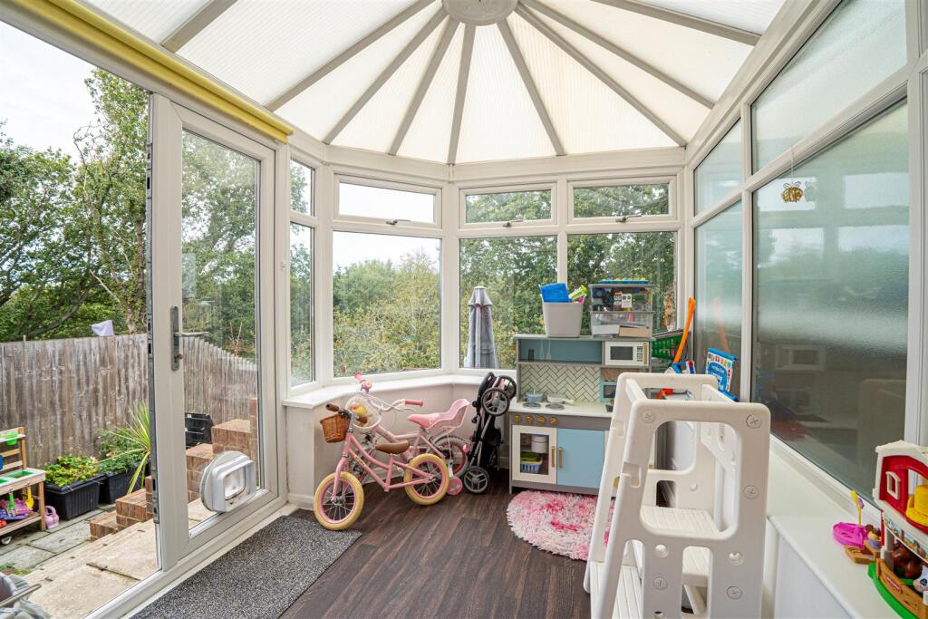 House in Tonbridge - View 5