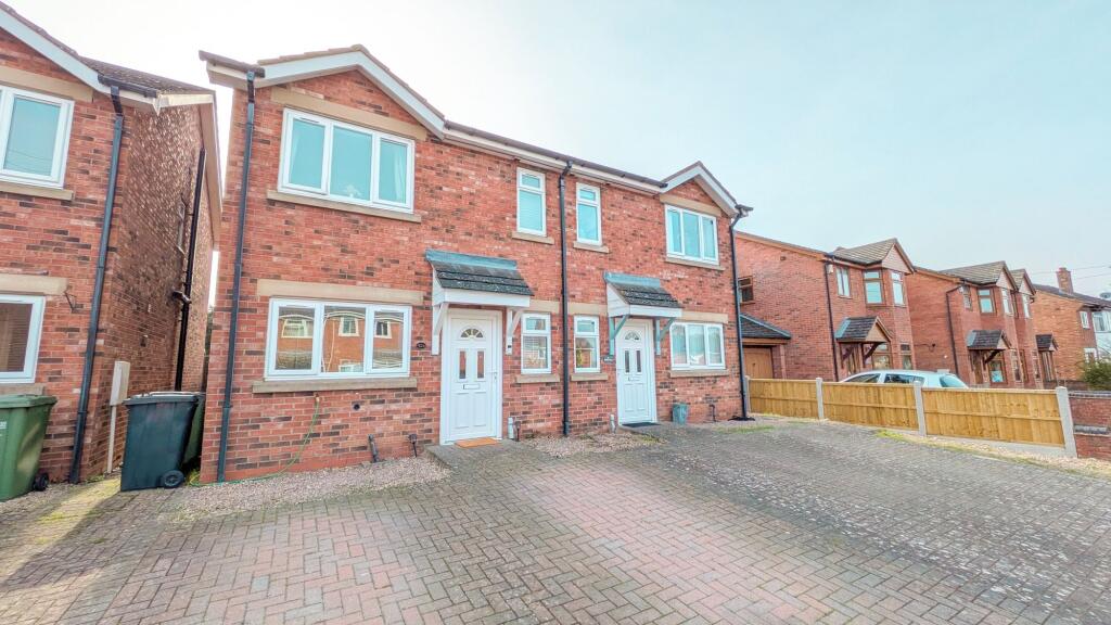 Main image of property: Wadborough Road, Littleworth, WR5