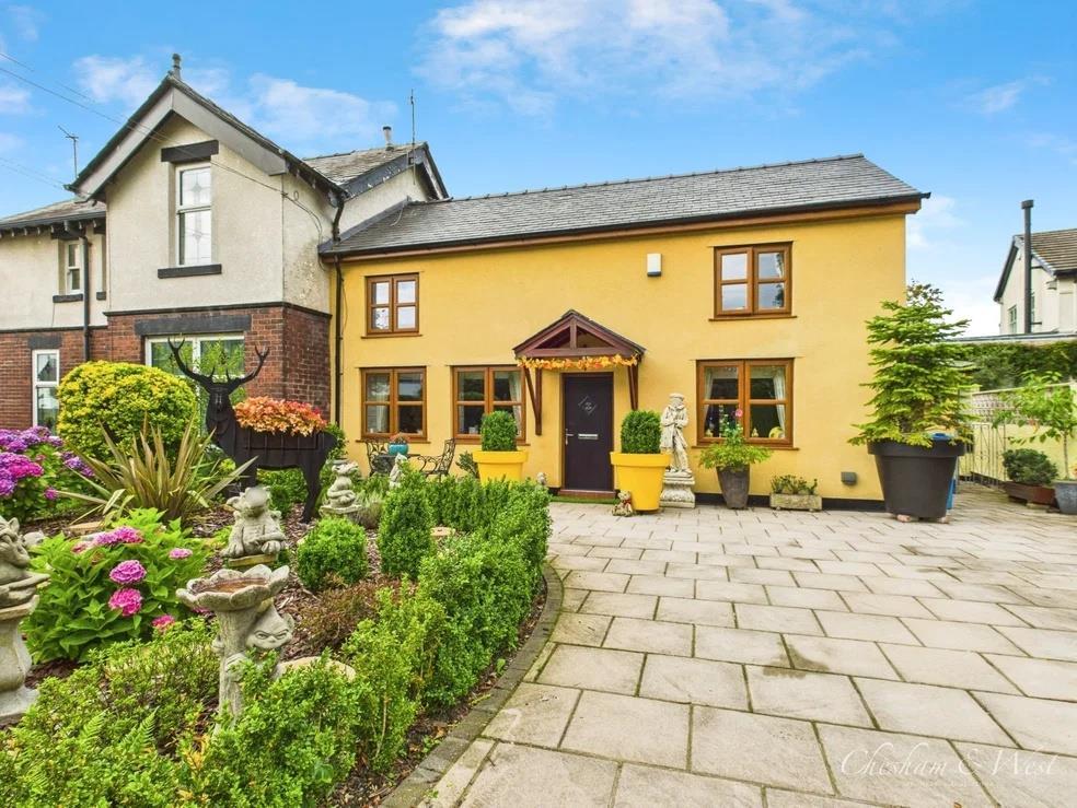 Main image of property: Blackpool Old Road, Little Eccleston, Preston
