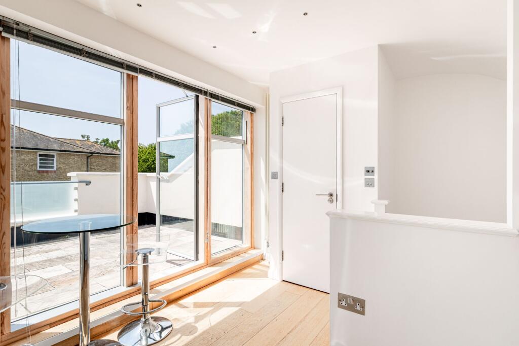 Sussex Square Mews, Brighton - View 6