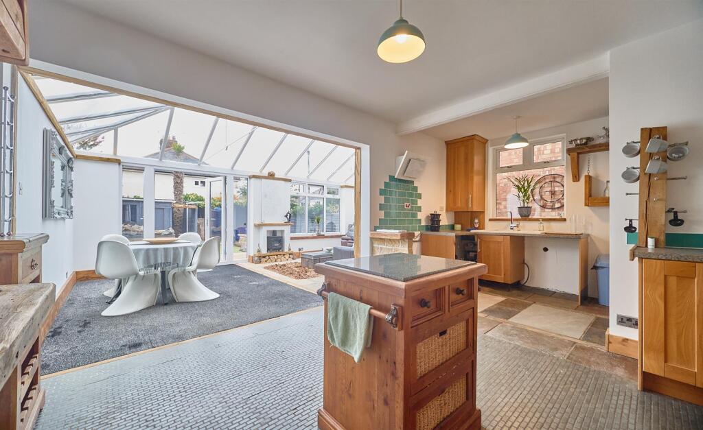 House in Hinckley and Bosworth, Hinckley - View 4