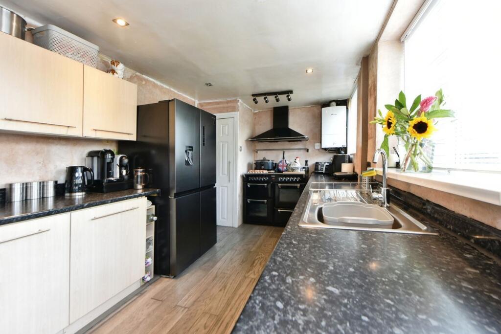 House in Manchester - More