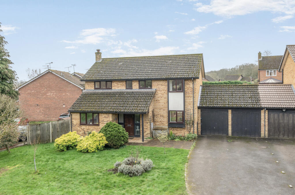 Main image of property: Cumberland Way, Wokingham, Berkshire, RG41