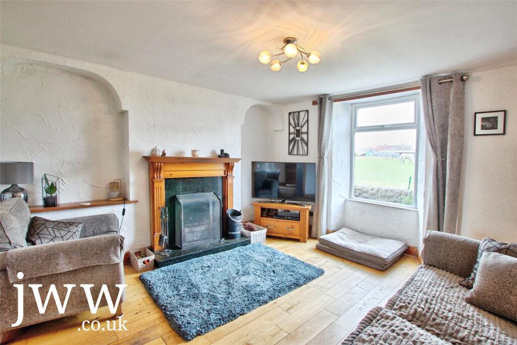 House in Darlington, Lynesack and Softley - More