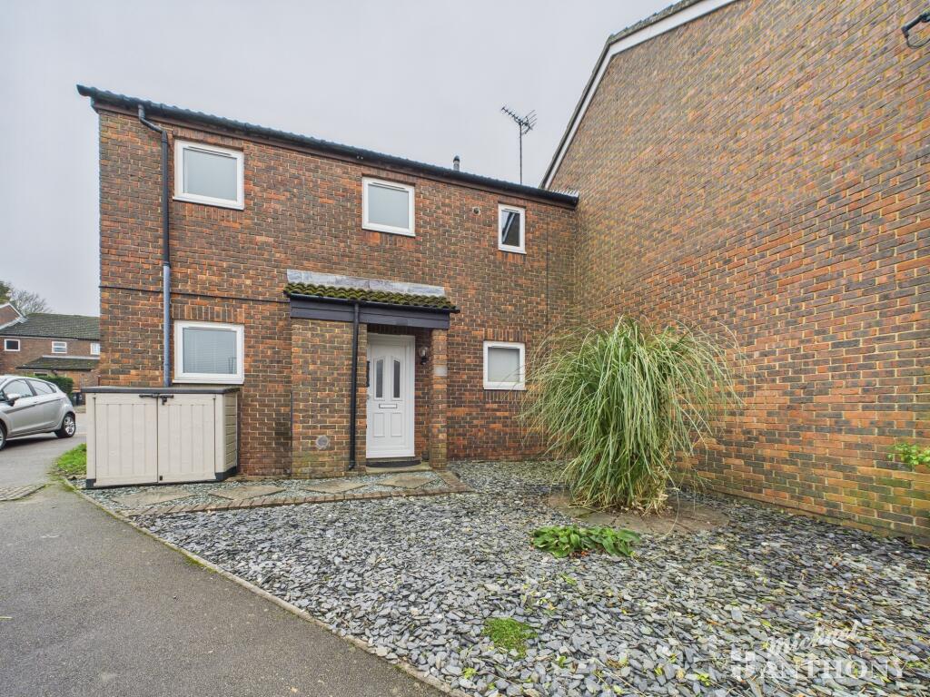 Main image of property: Meadow Way, Leighton Buzzard