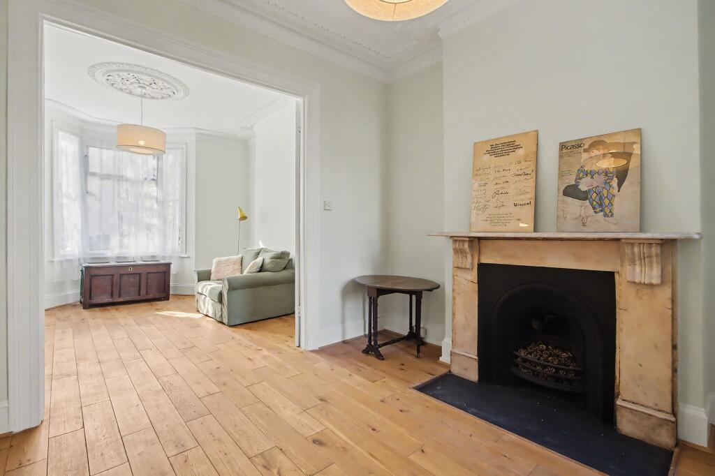 Elfort Road, London, N5 - View 2