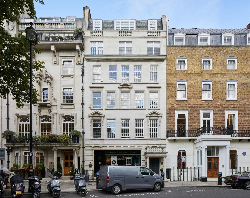 Cavendish Square 29.jpg