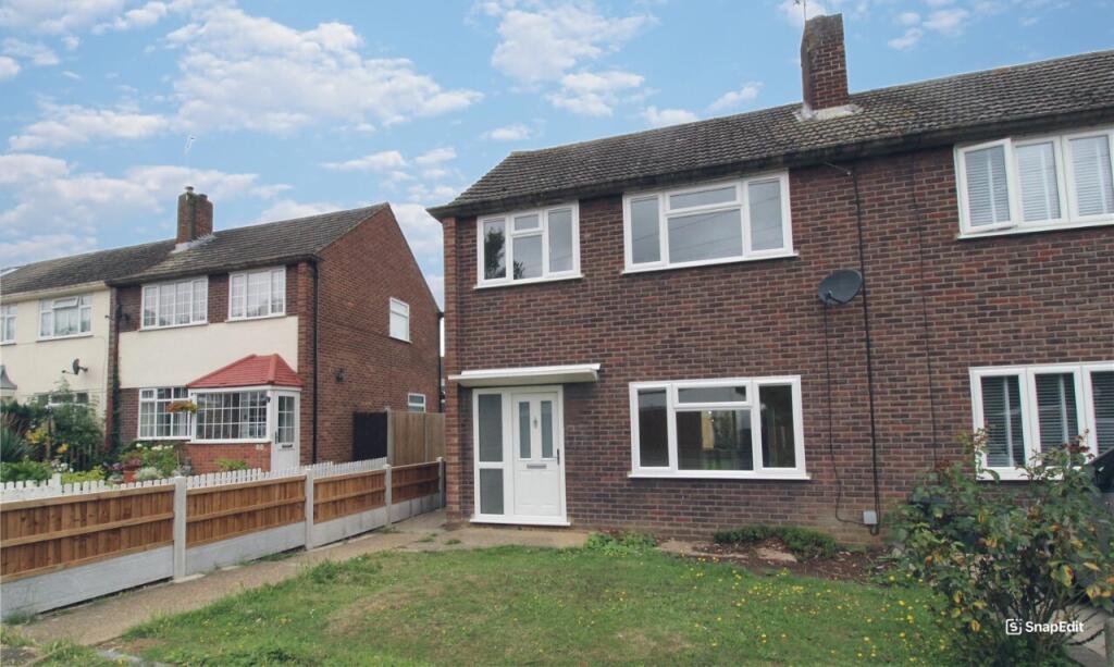 Main image of property: Queenswood Avenue, Hutton, CM13