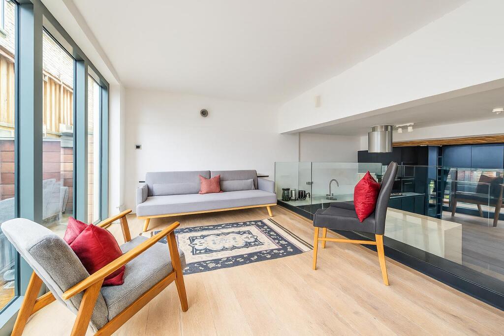 Main image of property: Mildmay Grove North, London N1