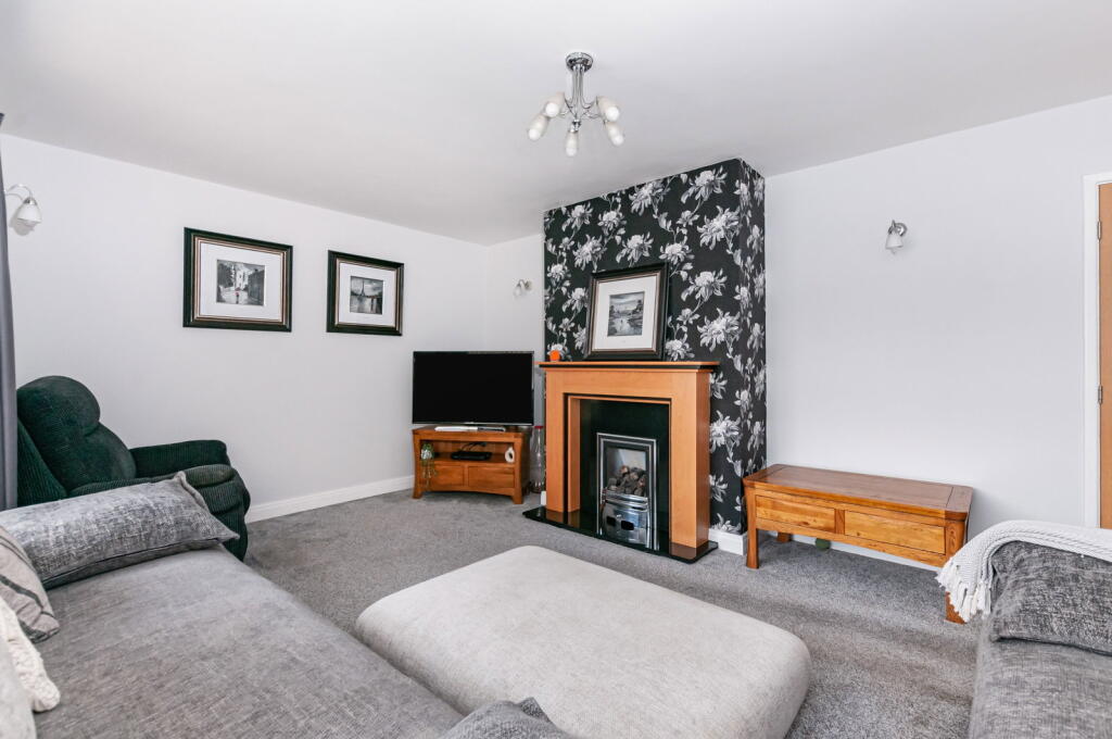 Park Lane,Cottingham,East Riding of Yorkshire,HU16 5RH photo 3