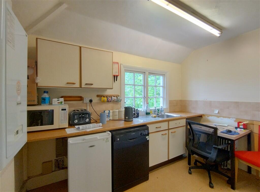 Additional image 8 of St. Albans Road East, HATFIELD