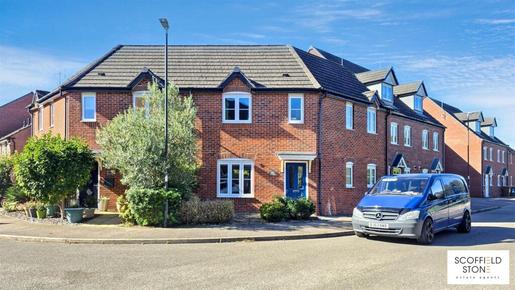 3-bed semi-detached on Foss Road, Hilton, Derby, £230,000