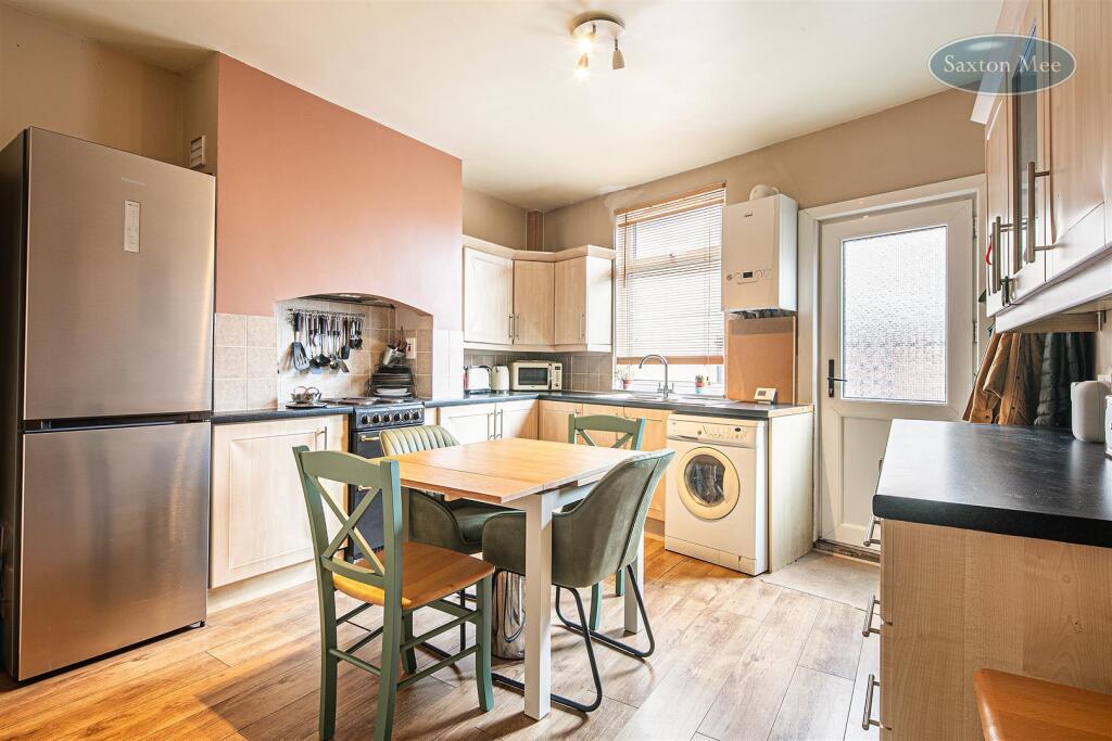 House in Sheffield, Steel Bank, Crookes - View 2
