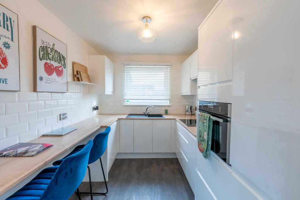 Apartment in Motherwell, North Lanarkshire - View 4