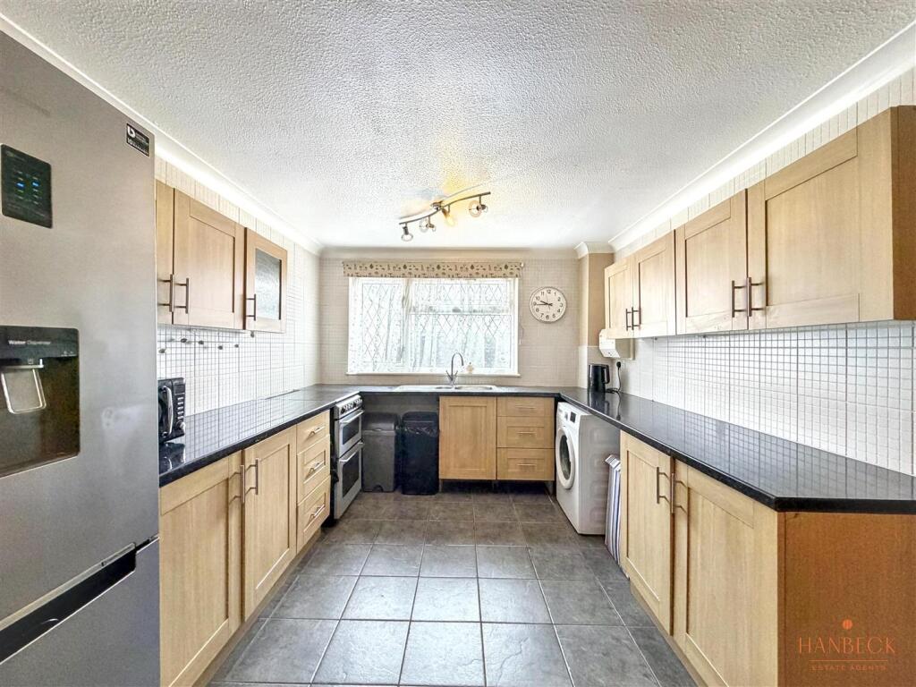 Broadstone Close, Bransholme, Hull - View 6