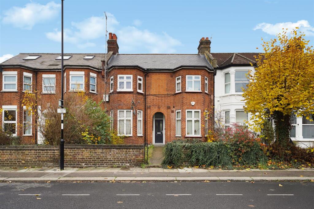 Main image of property: Wellmeadow Road, Hither Green