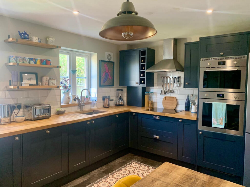 Main image of property: The Hawthorns, Cambridge, CB21