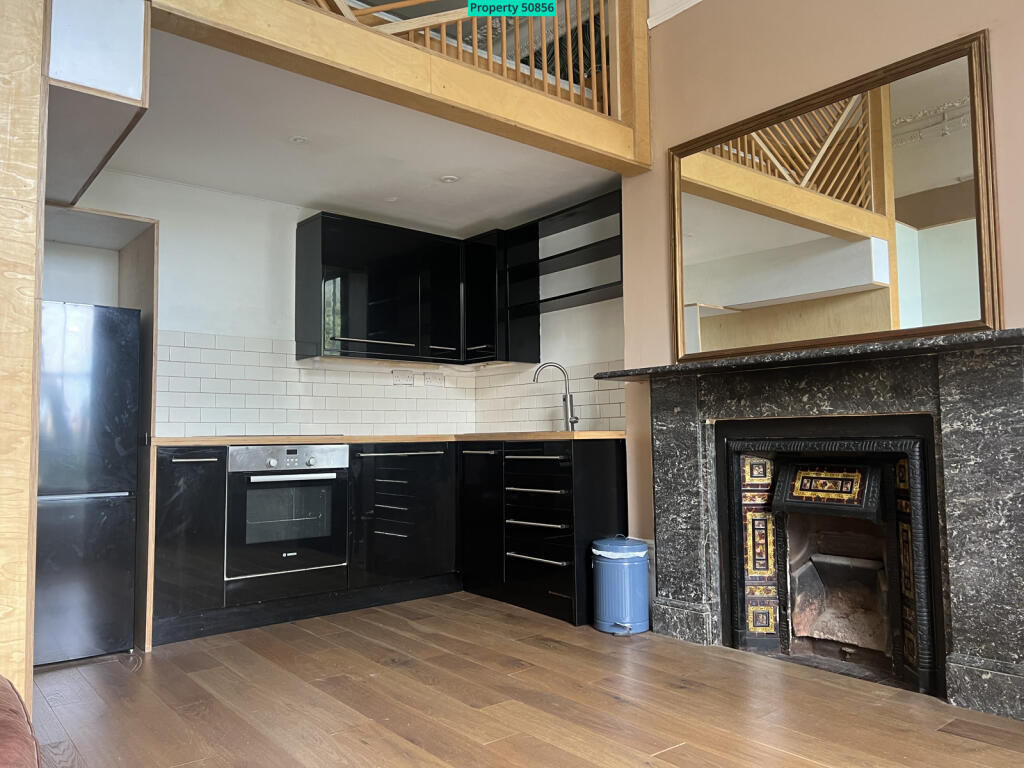 Apartment in Brighton - View 5